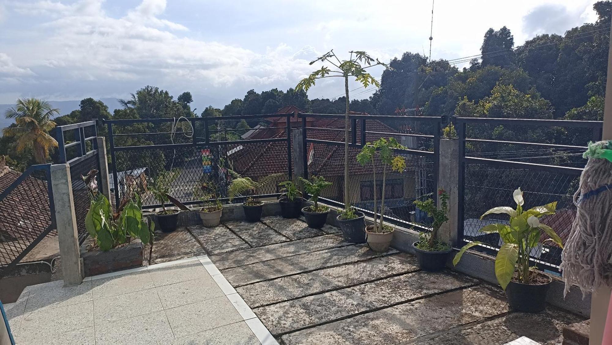 Puri Pilihani Hostel Munduk  Luaran gambar